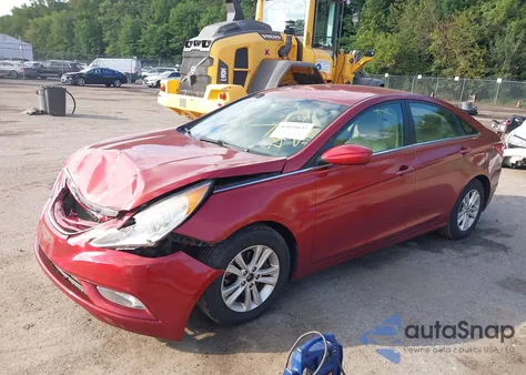 2013 Hyundai Sonata Gls z USA, uszkodzony, nr VIN 5NPEB4AC7DH757129